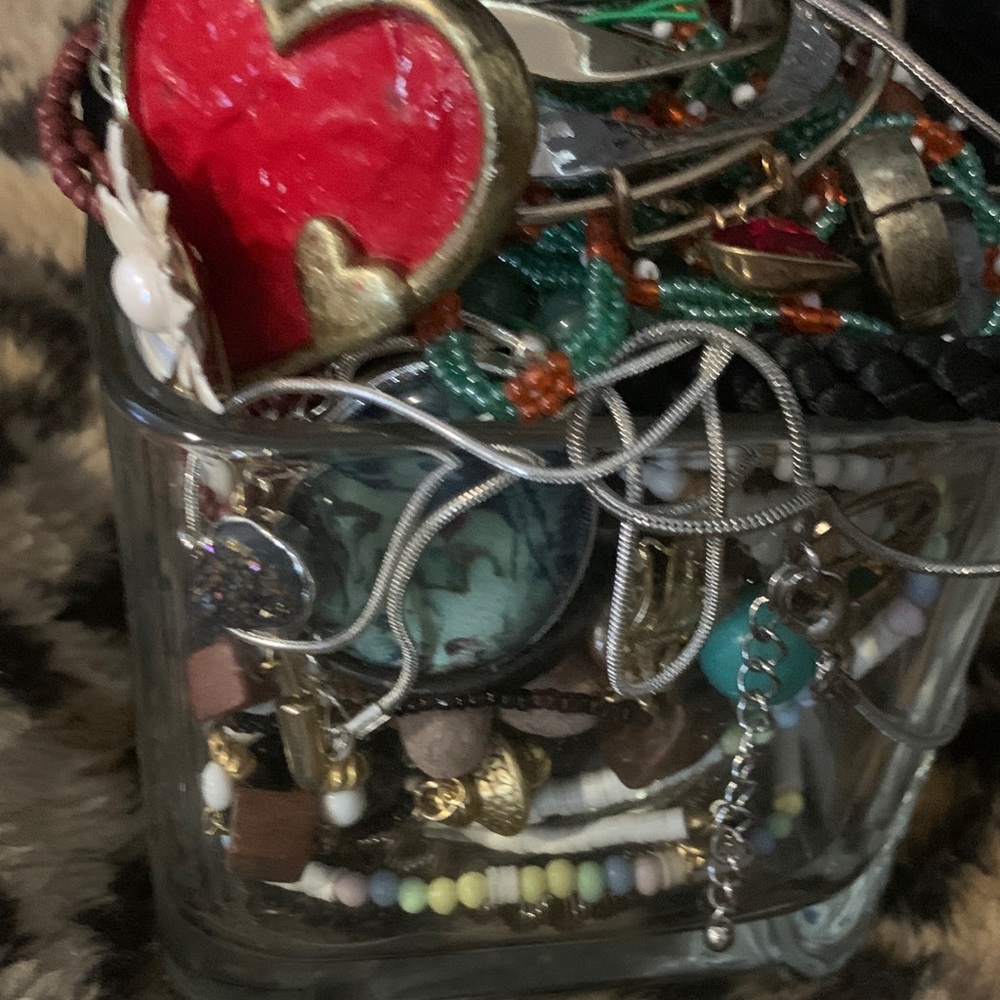Jewelry Lot - Picture 9 of 9
